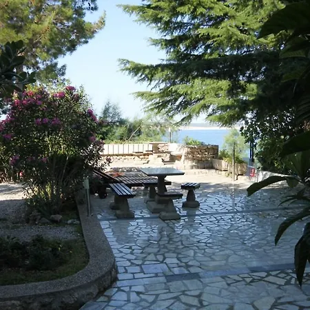 Twin Starigrad 3333i 3*