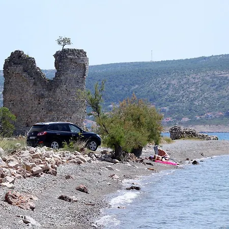 Gostinjska kuća Twin Starigrad 3333i Starigrad Paklenica