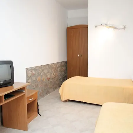 Twin Starigrad 3333i 3* Starigrad Paklenica