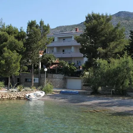 Twin Starigrad 3333i
